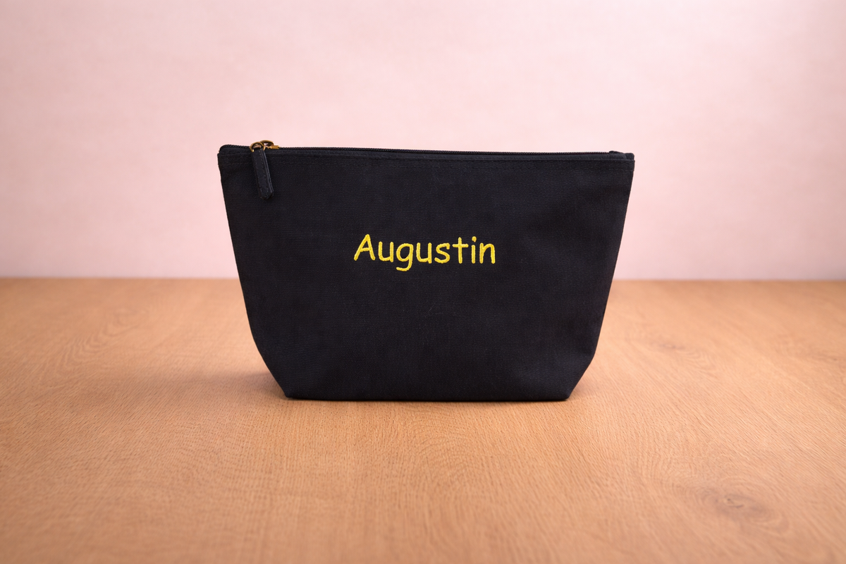 Pochette brodée personnalisée